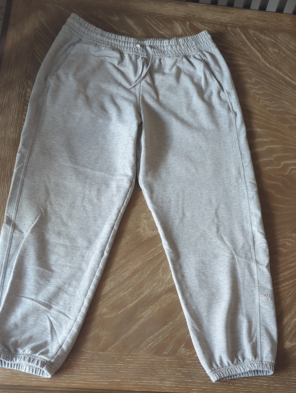 Athleta Light Gray Joggers Size Medium